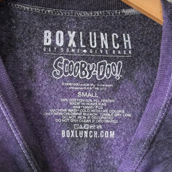 Boxlunch Women’s Scooby-Doo Purple and Black Tie-Dye Crewneck Sweatshirt Size S - Picture 3 of 8